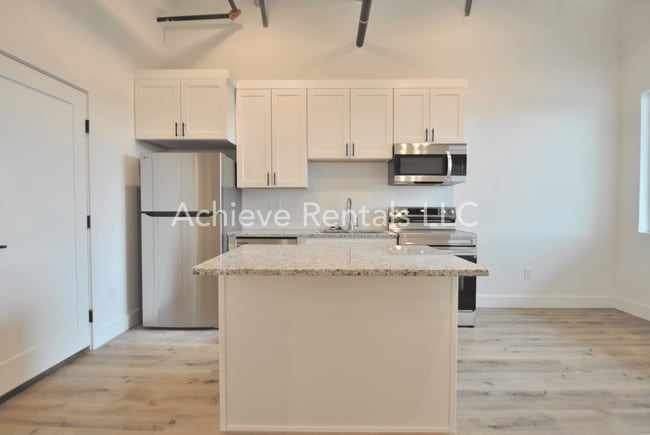 Photo - Westfield Lofts - Bay 12 Unit Nook #202