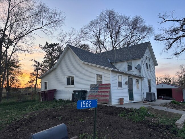 Photo - 1562 Branched Oak Rd