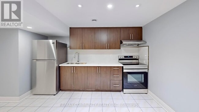 Photo - 32 Faywood Dr