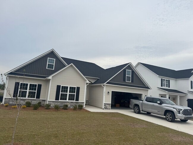 1876 Olde Towne Pointe Blvd