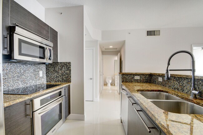 Photo - 550 Okeechobee Blvd Unit 1214