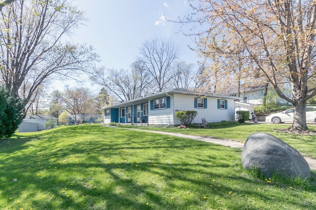 Photo - 4807 Camden Rd