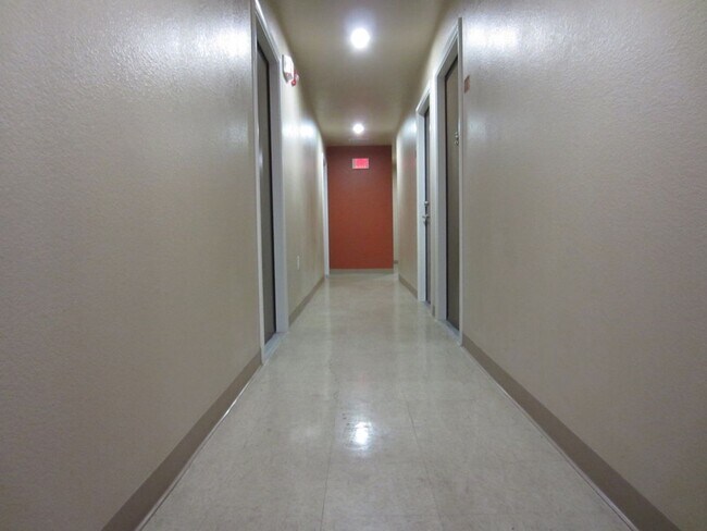 Photo - mbe766 Unidad 101
