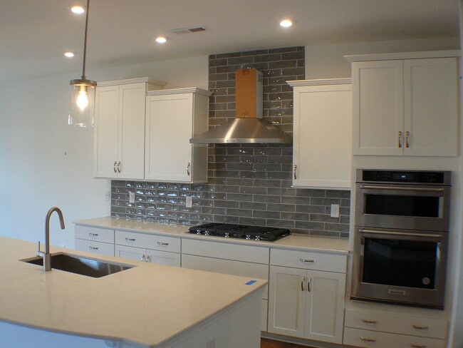 Photo - 14012 Glaswick Dr