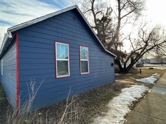 Photo - Cute Single Family 2 bedroom home