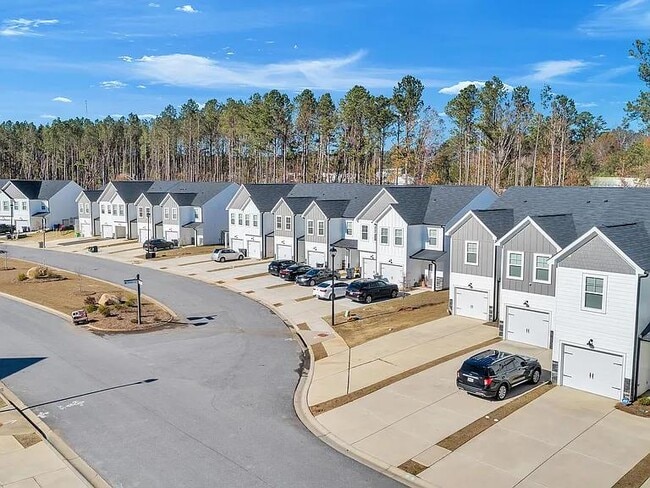 Photo - 1042 Linsmore Ave Townhome