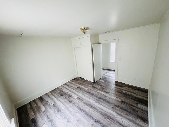 Photo - 1127 E Union St