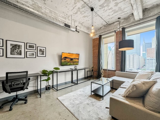 Photo - 555 Evergreen St Unit ID1055830P