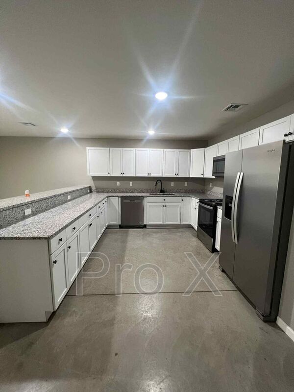 Photo - 206 N Wall Ave