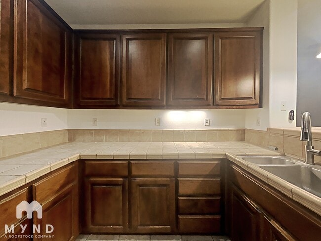 Photo - 99 W Brilloso Ln