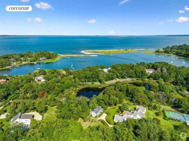 Waterfront Houses for Rent in Flanders NY | ForRent.com