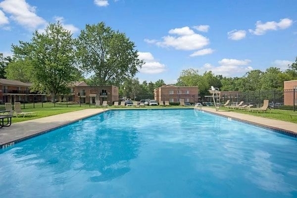 Piscina - New Orleans Park Apartments