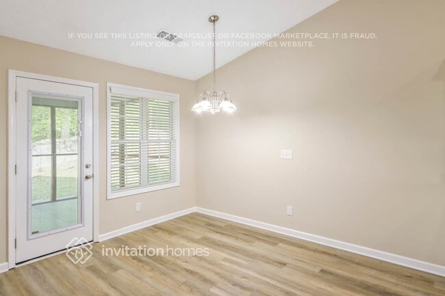 Photo - 250 Covington Dr
