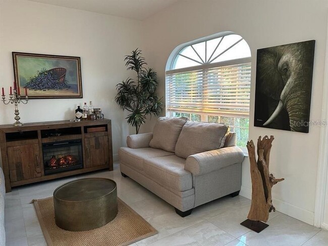 Photo - 2271 Stone Cross Cir