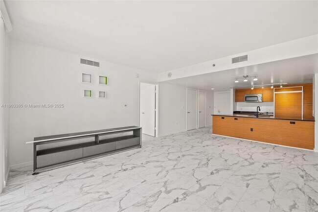 Photo - 50 Biscayne Blvd Unit 2211
