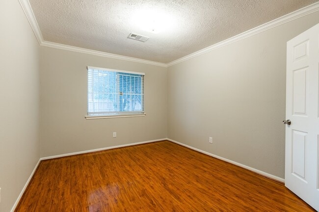 Photo - 11727 Inga Ln