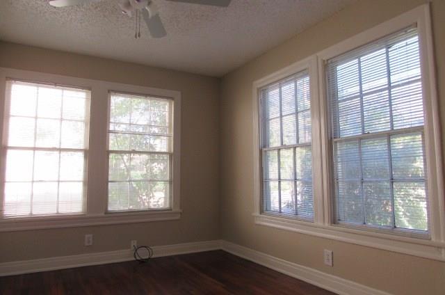 Photo - 3511 Windsor Rd
