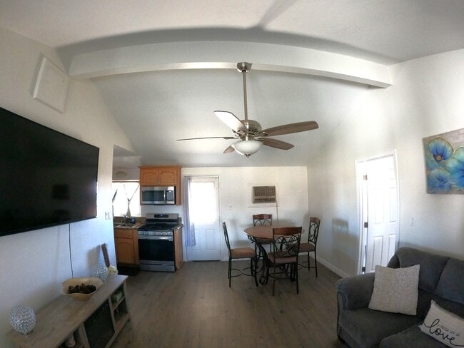 Photo - 21032 79th St