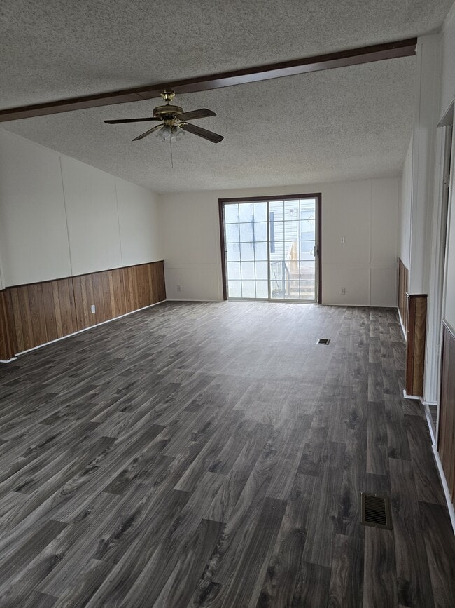 Photo - 926 Hollywood Dr