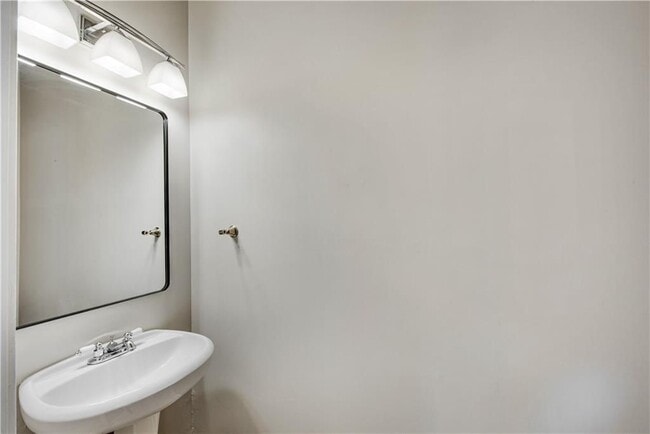 Photo - 1610 Elgaen Pl Dr