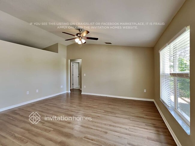 Photo - 2826 Gisela Rd