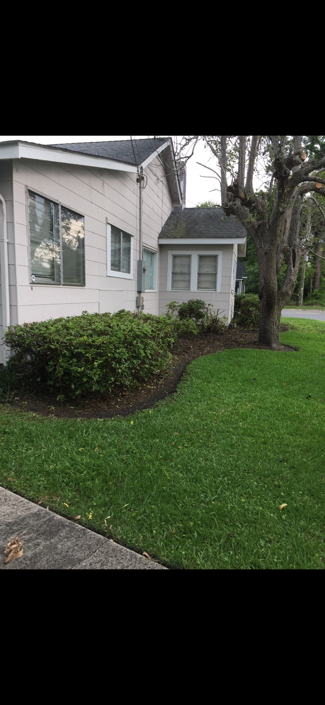 Photo - 1601 S 41st St