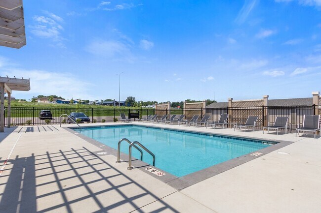 Photo - Willows South Commons