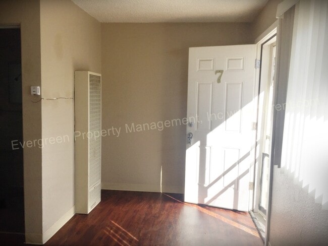 Photo - 161 S Lincoln Ave Unit 7