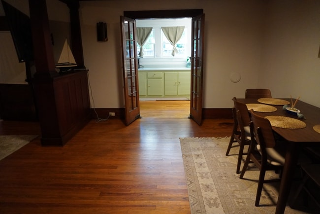 Photo - 2120 Reynolds St