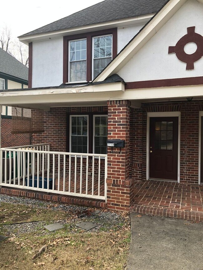 Photo - Great 2 Bedroom Duplex in Dilworth!