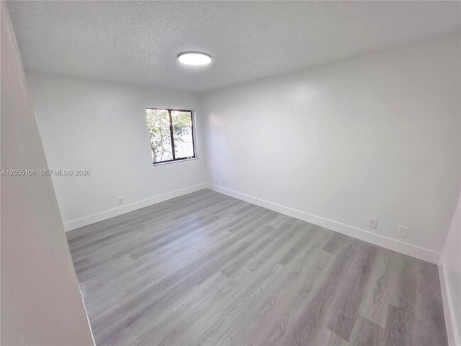 Photo - 5307 NW 93 Ave