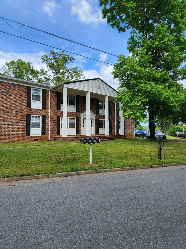 Building Photo - 408 Guille St Rental