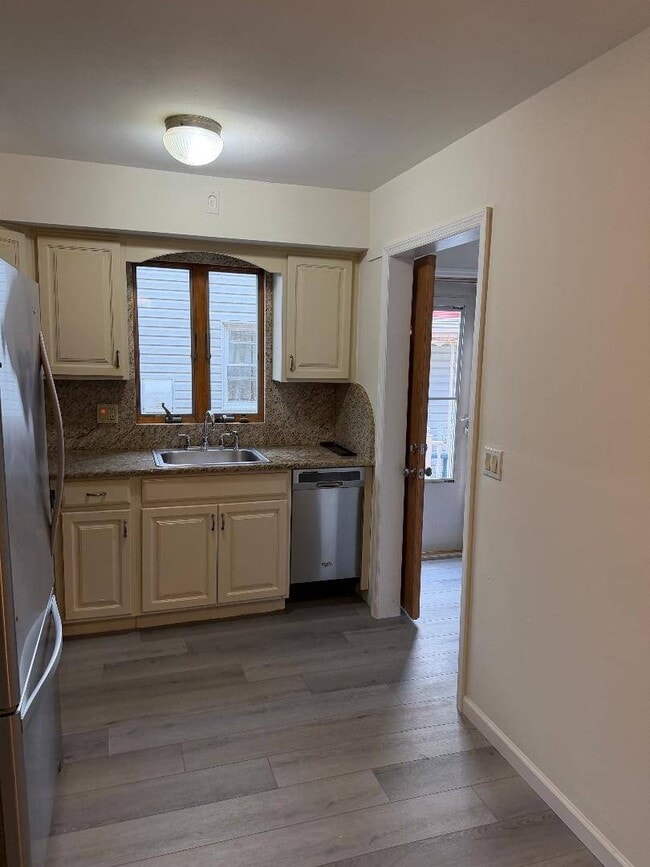 115 Twombly Ave