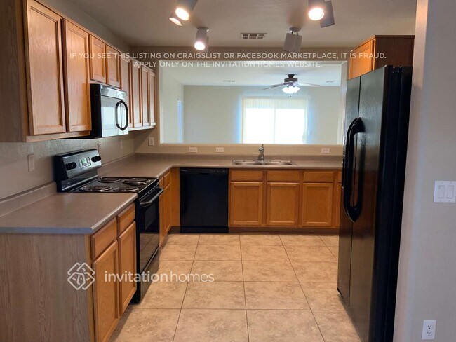 Photo - 28548 N Epidote Dr