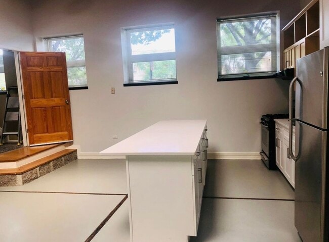 Photo - 1835 S Loomis St Unit LOFT