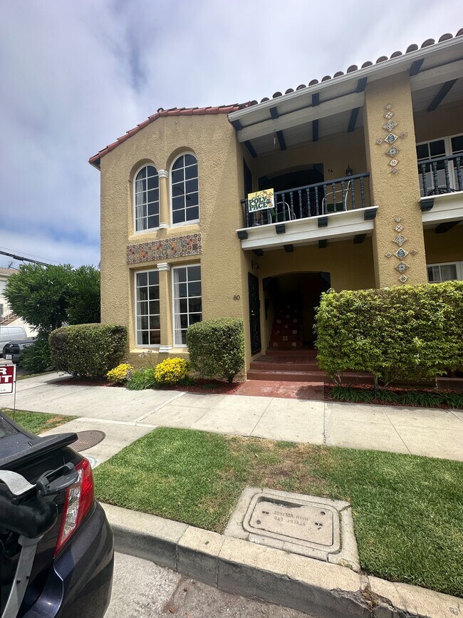 Photo - 5112 E First St Unit 5112