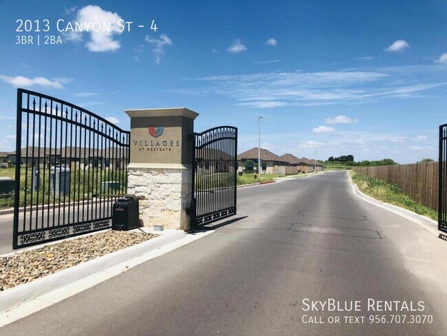 2013 Canyon Dr Unit 4