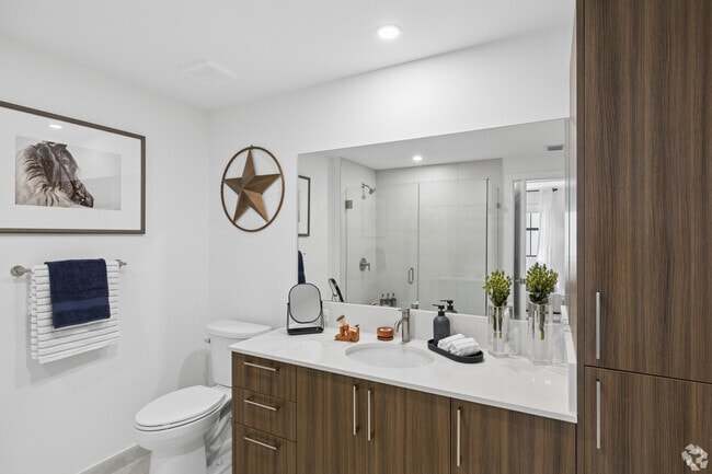 Brahman 2BR, 2BA - 1,113SF - Main Bathroom