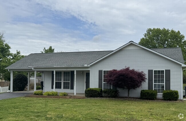 Building Photo - 1560 Greenbriar Ln Rental