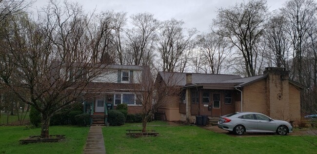 Photo - 2044 Belton St