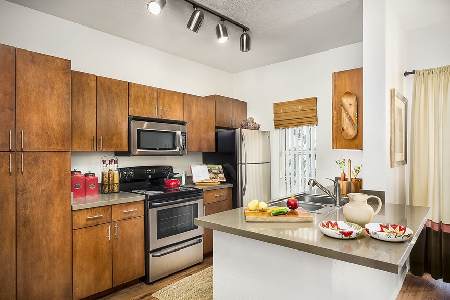 Full Kitchen with Microwave and Dishwasher