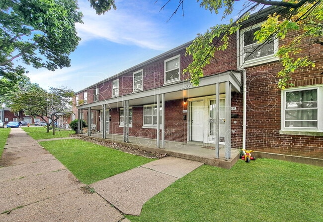 Photo - 1835 La Salle Pl Rental