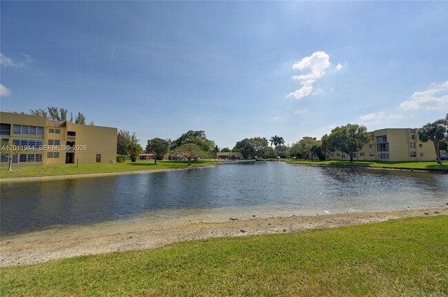 Photo - 5860 NW 64th Ave Unit 102