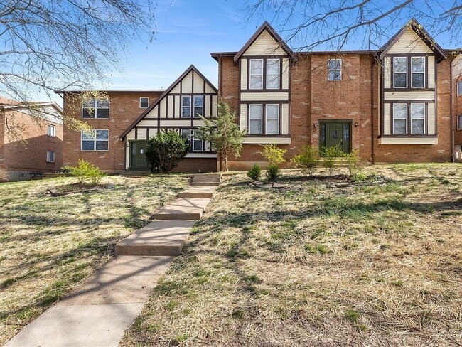 Building Photo - 10017-10021 Rodium Dr. Unit 10021B