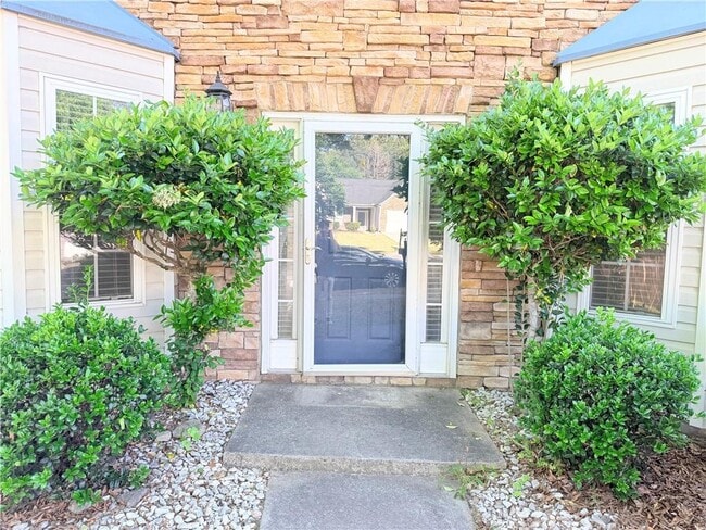 Photo - 1210 Skylar Ridge Cir