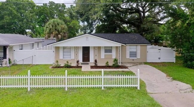 NEWLY RENOVATED Home For Rent in Tampa! - NEWLY RENOVATED Home For Rent in Tampa!