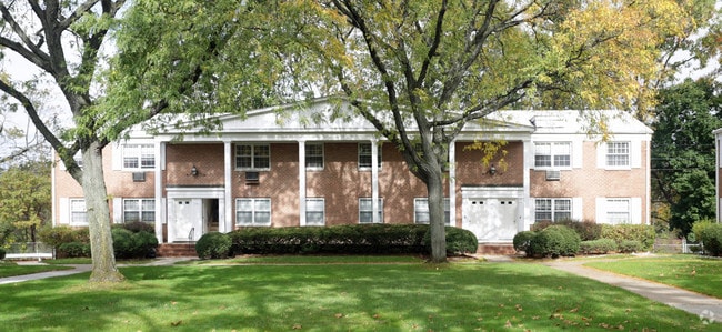 Photo - Brownstone and Main Union Apartments