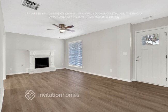 Photo - 4150 Hillsborough Dr SW