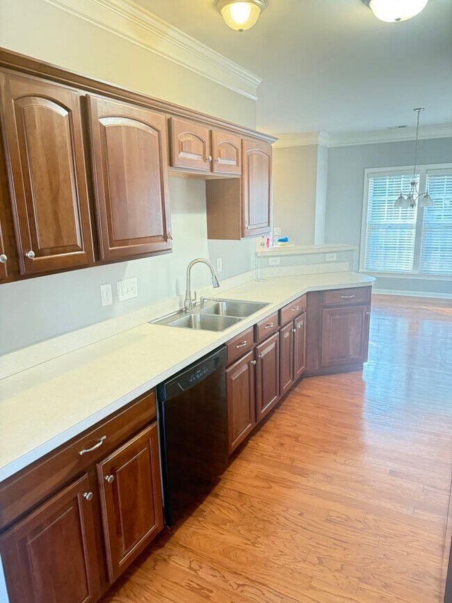 Photo - Updated 2 Bed, 2.5 Bath Townhome | Prime Lake Norman Location