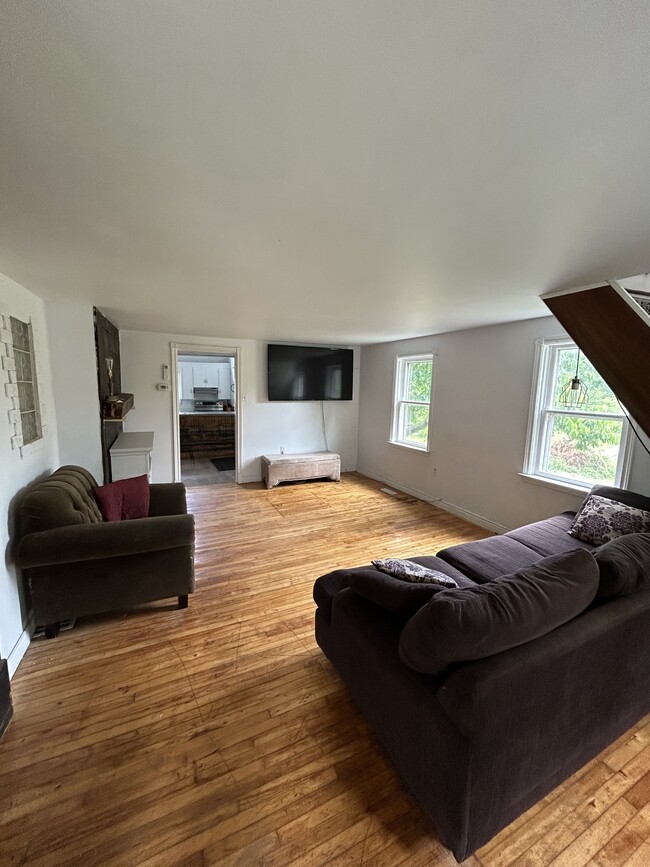 Photo - 10904 Higgins Rd